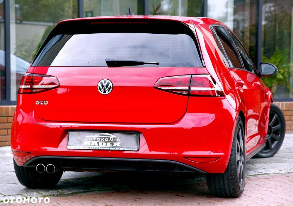 Volkswagen Golf - 26