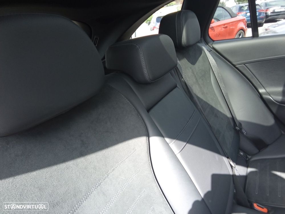 Mercedes-Benz C 300 - 31