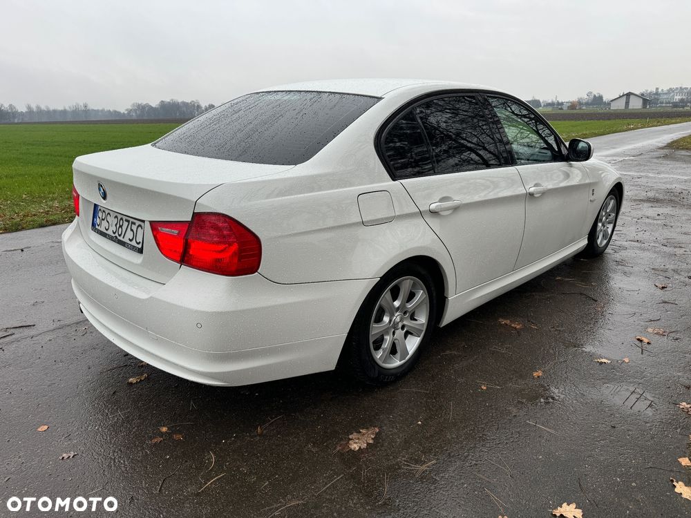 BMW Seria 3 316d Edition M Sport Shadow - 5