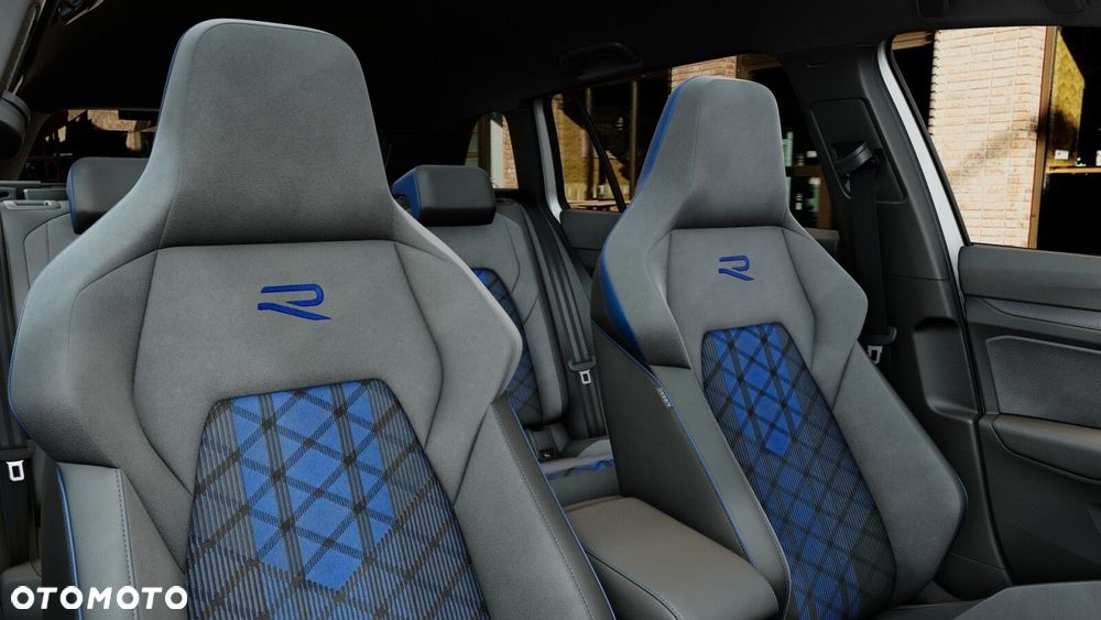 Volkswagen Golf - 11