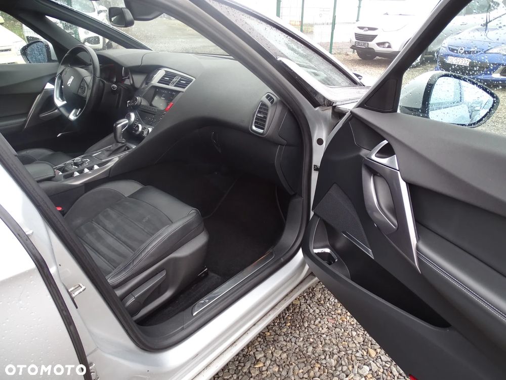 Citroën DS5 HDi 165 Business - 14