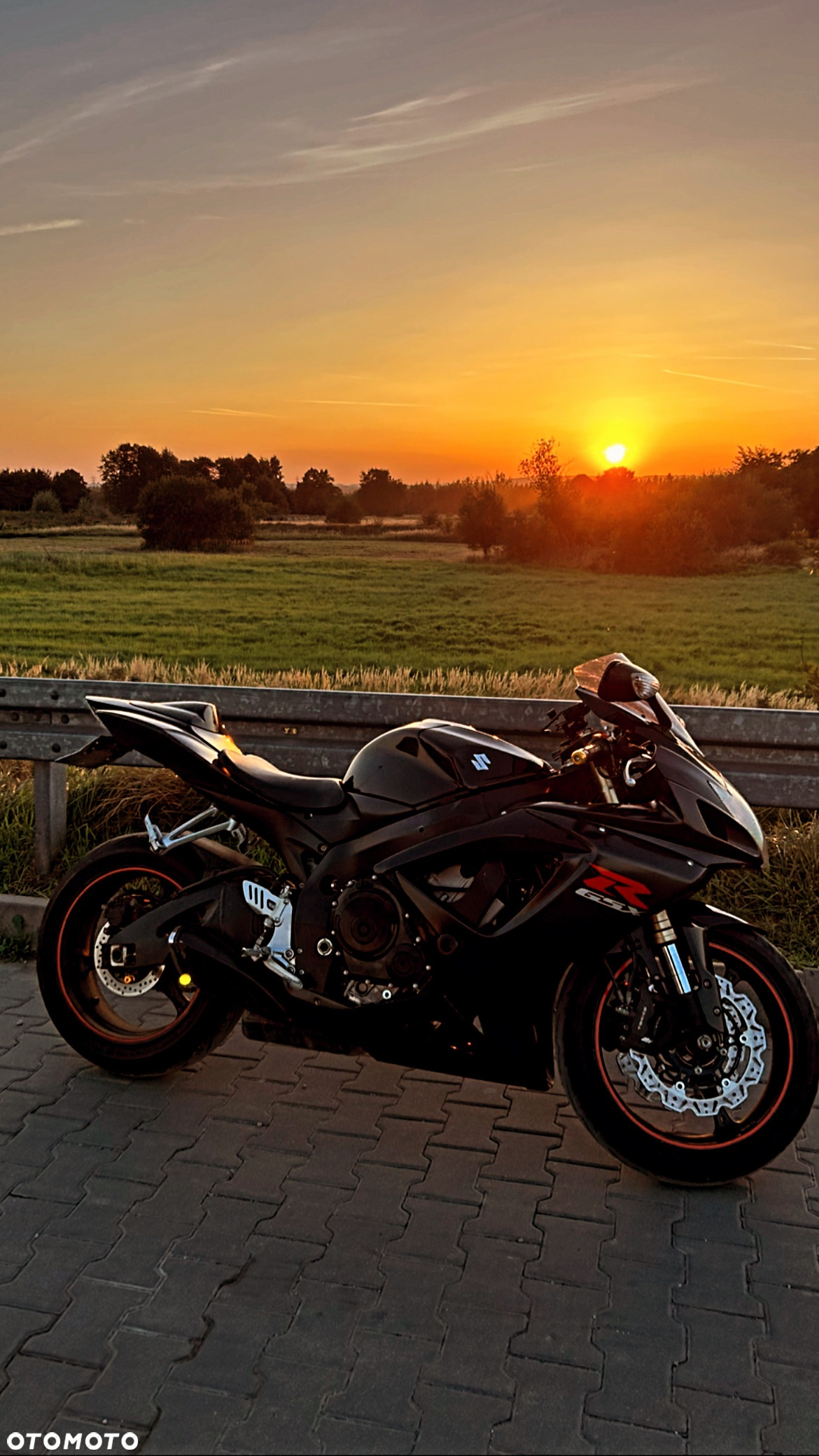 Suzuki GSX-R - 3