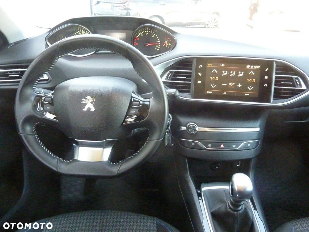 Peugeot 308 - 19