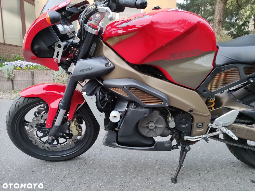 Aprilia Tuono - 10