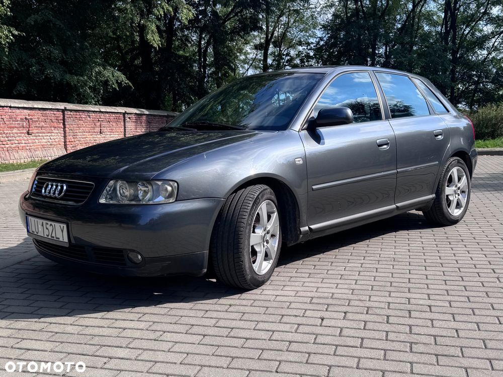 Audi A3 Sportback - 3