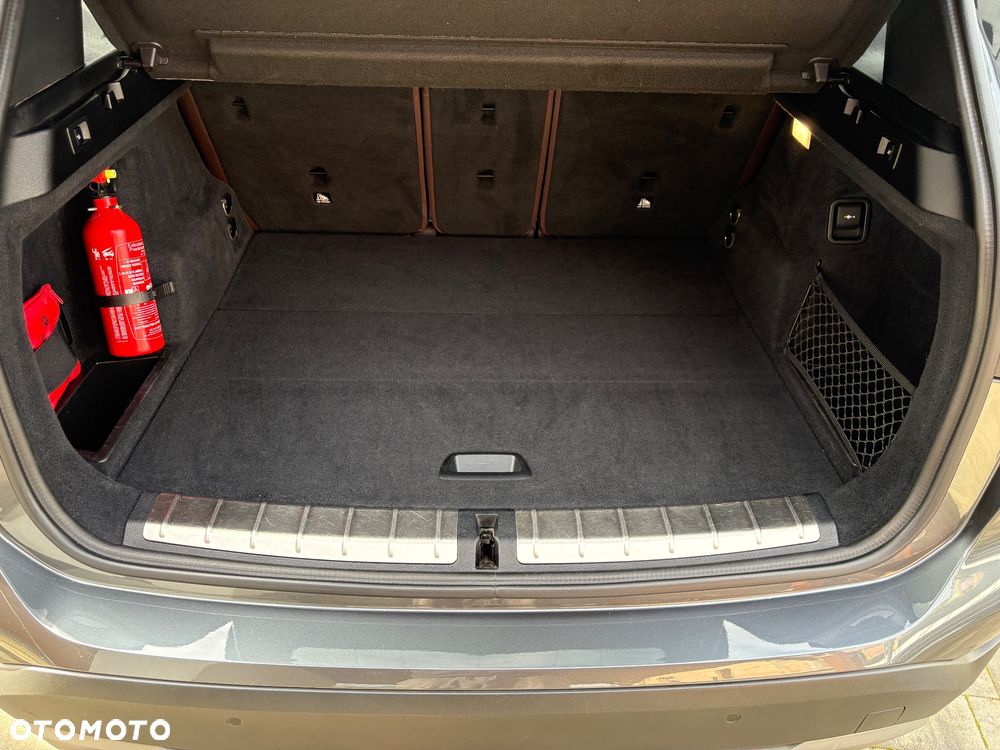 BMW X1 xDrive18d xLine - 14