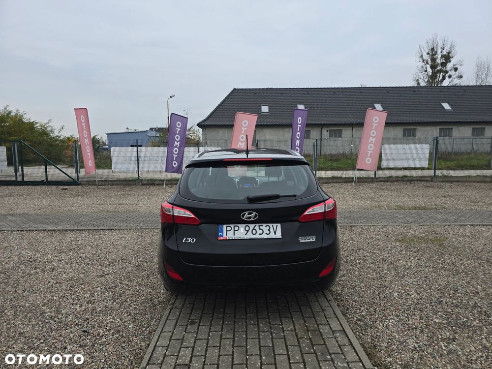 Hyundai i30 blue 1.4 Classic - 8