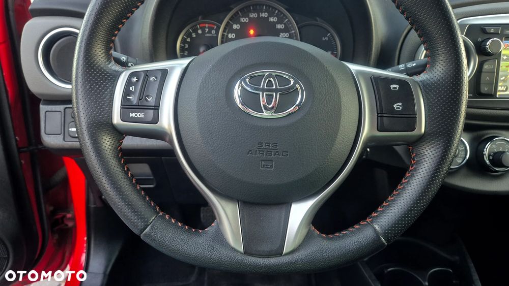 Toyota Yaris 1.33 VVT-i Club - 21