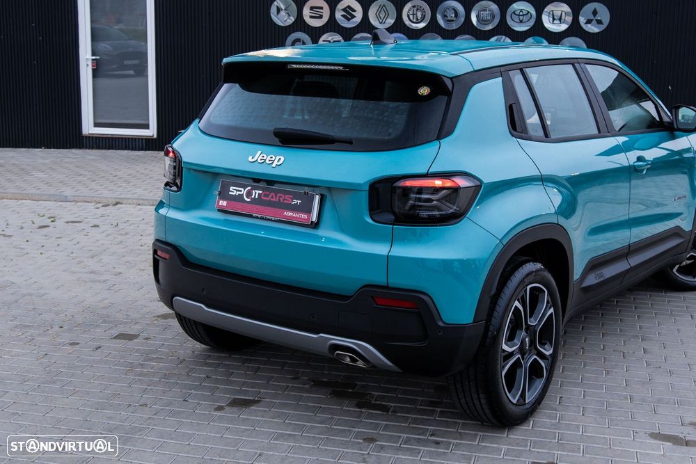 Jeep Avenger 1.2 GSE T3 Altitude - 11