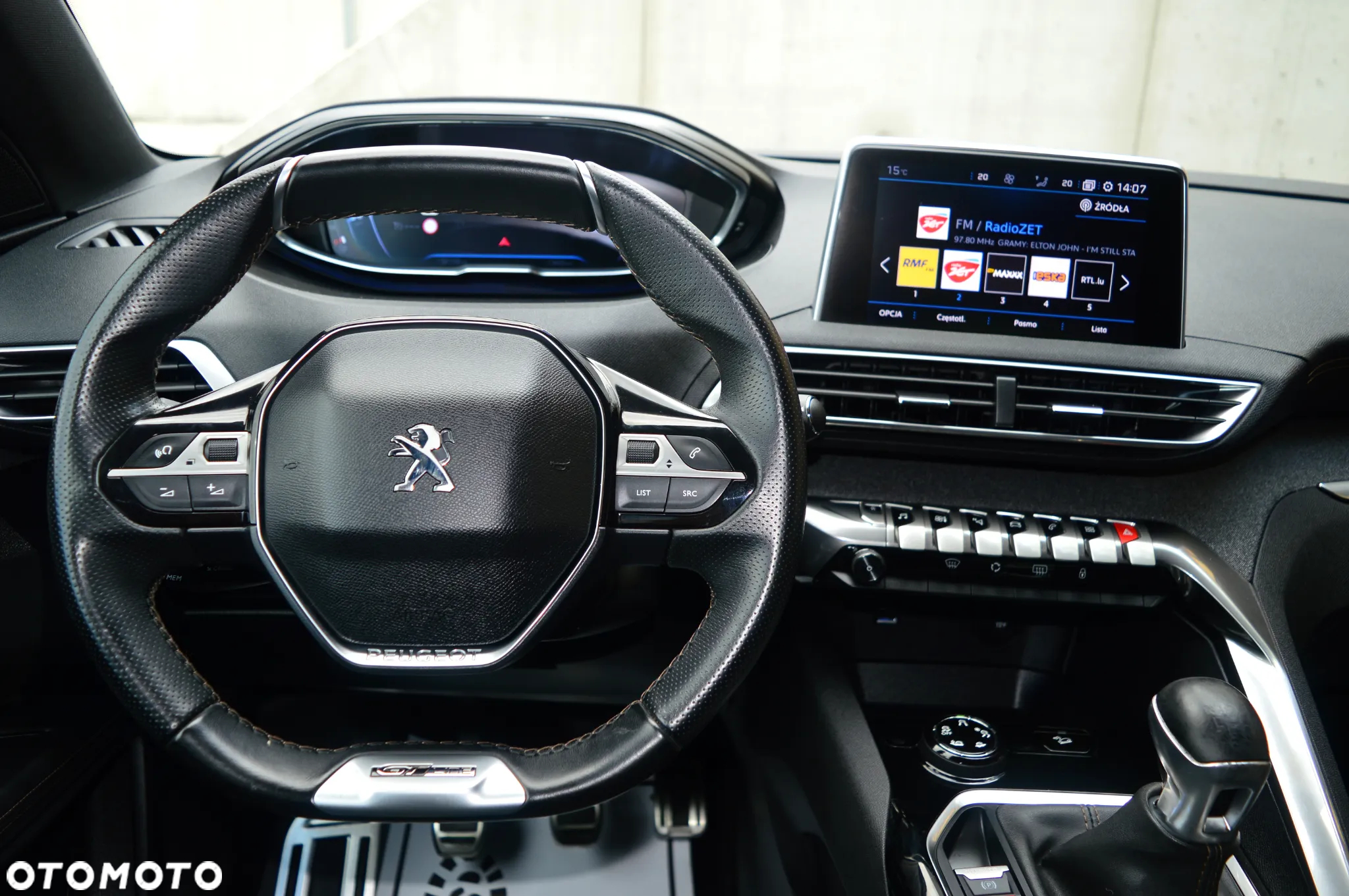 Peugeot 3008 - 16
