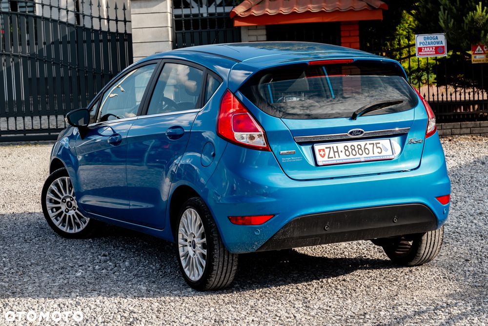 Ford Fiesta 1.0 EcoBoost Titanium - 11