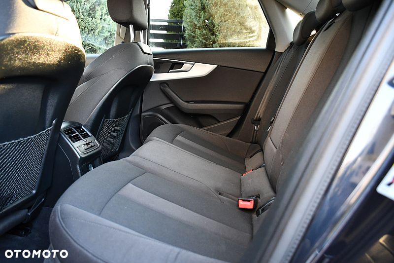 Audi A4 Limousine 2.0 TDI S tronic sport - 19