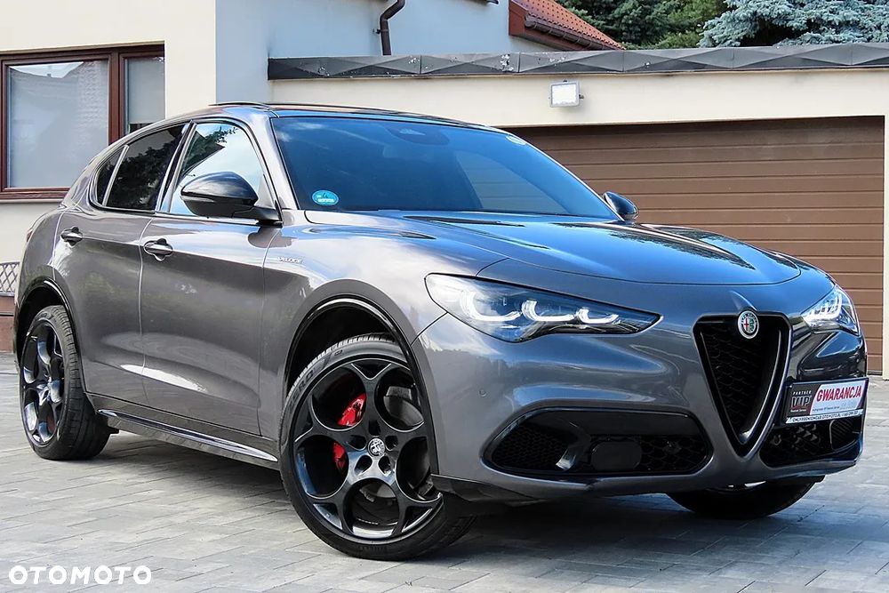 Alfa Romeo Stelvio 2.0 Turbo 16V AT8-Q4 Veloce - 3