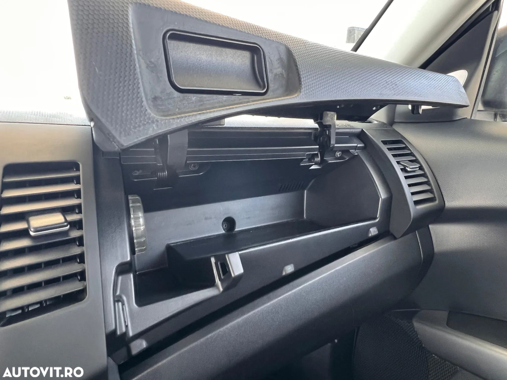 Mitsubishi Outlander 2.0 DI-D Instyle+ - 14