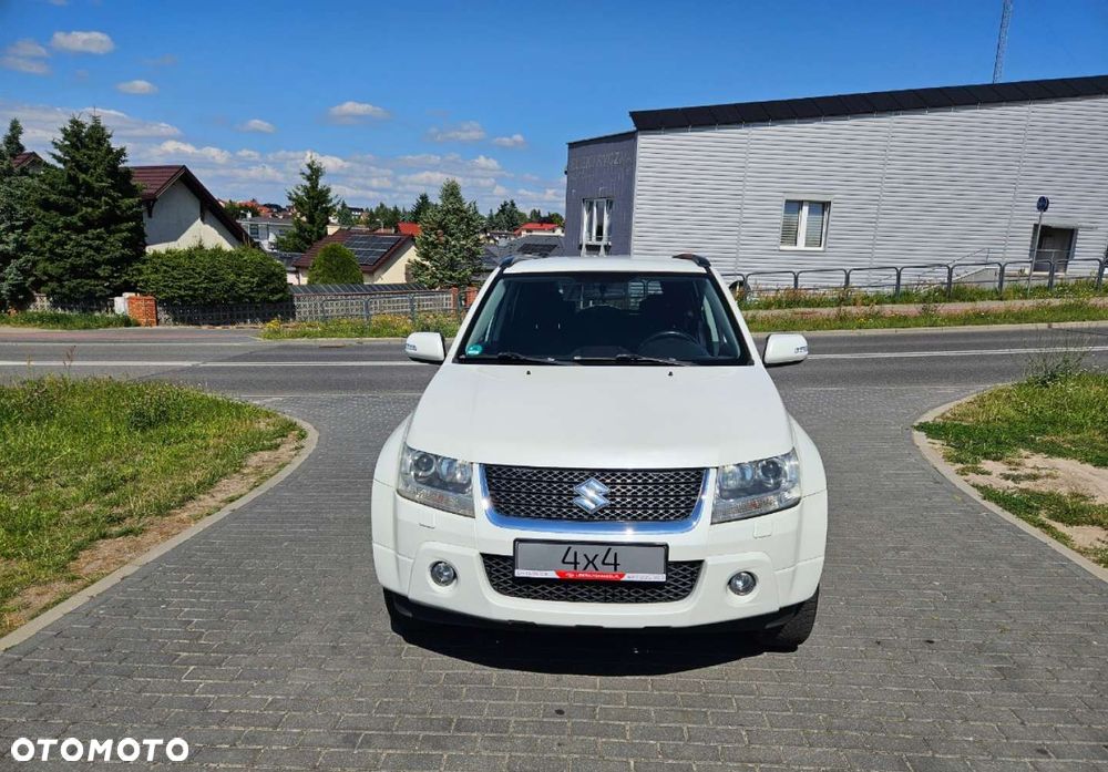 Suzuki Grand Vitara - 2