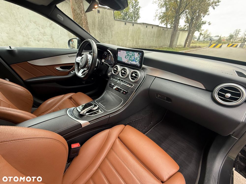 Mercedes-Benz Klasa C 200 9G-TRONIC AMG Line - 8