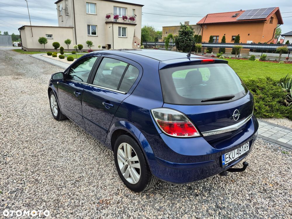 Opel Astra - 14