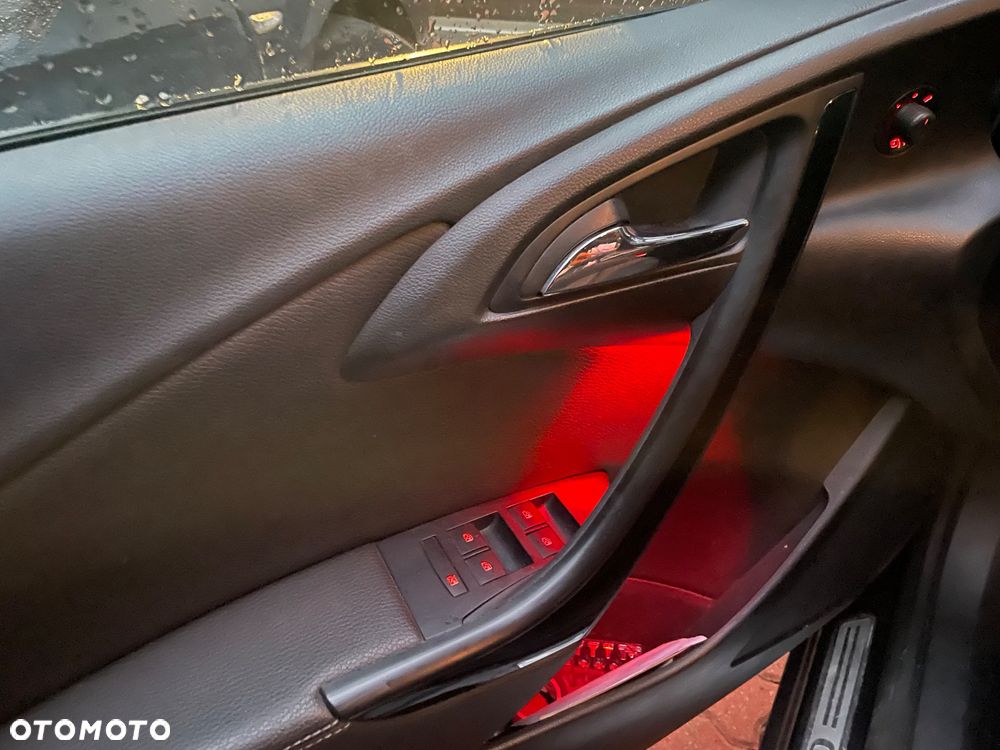 Opel Astra 2.0 CDTI DPF Automatik Sport - 9