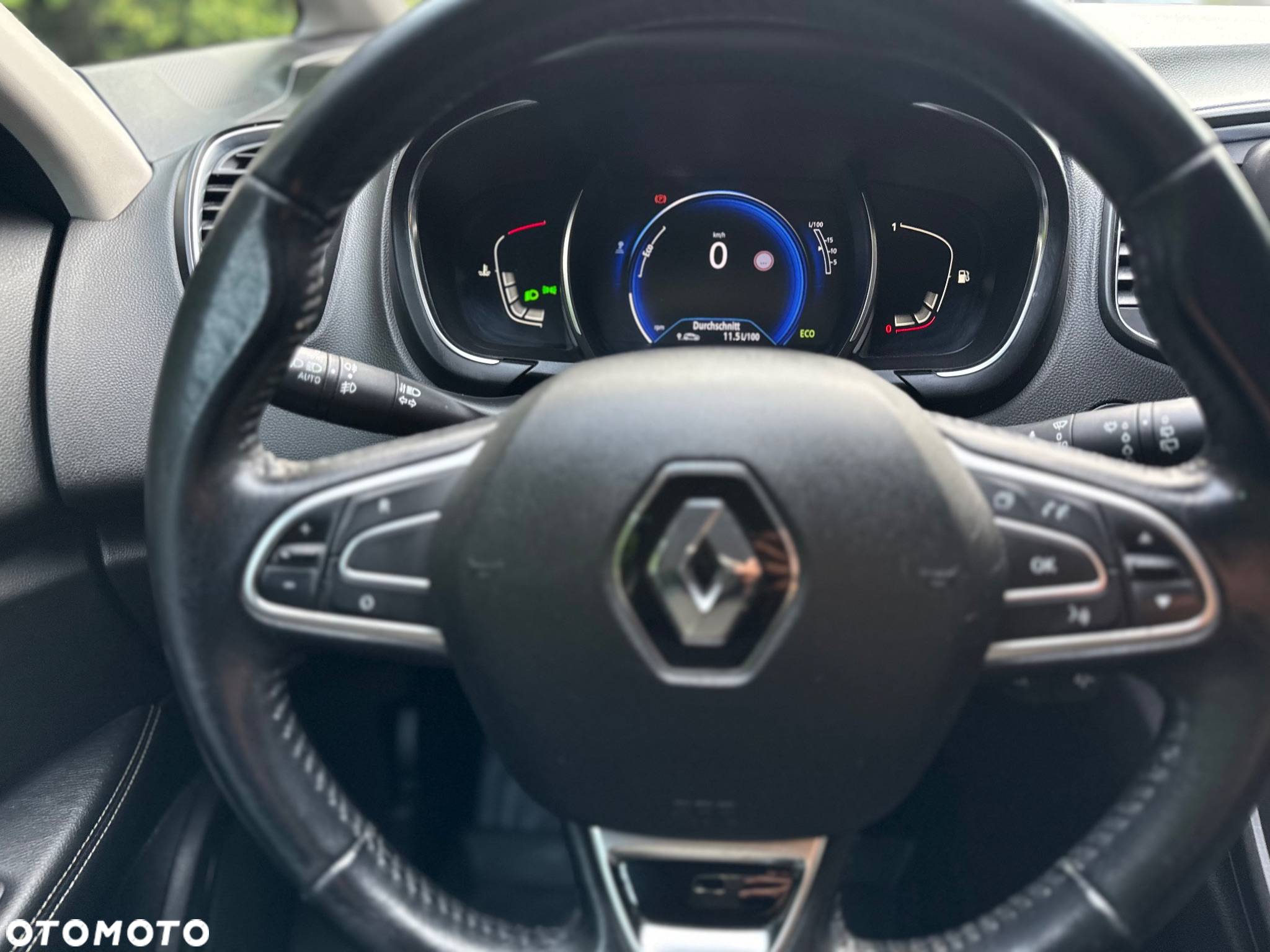 Renault Grand Scenic ENERGY dCi 110 INTENS - 19