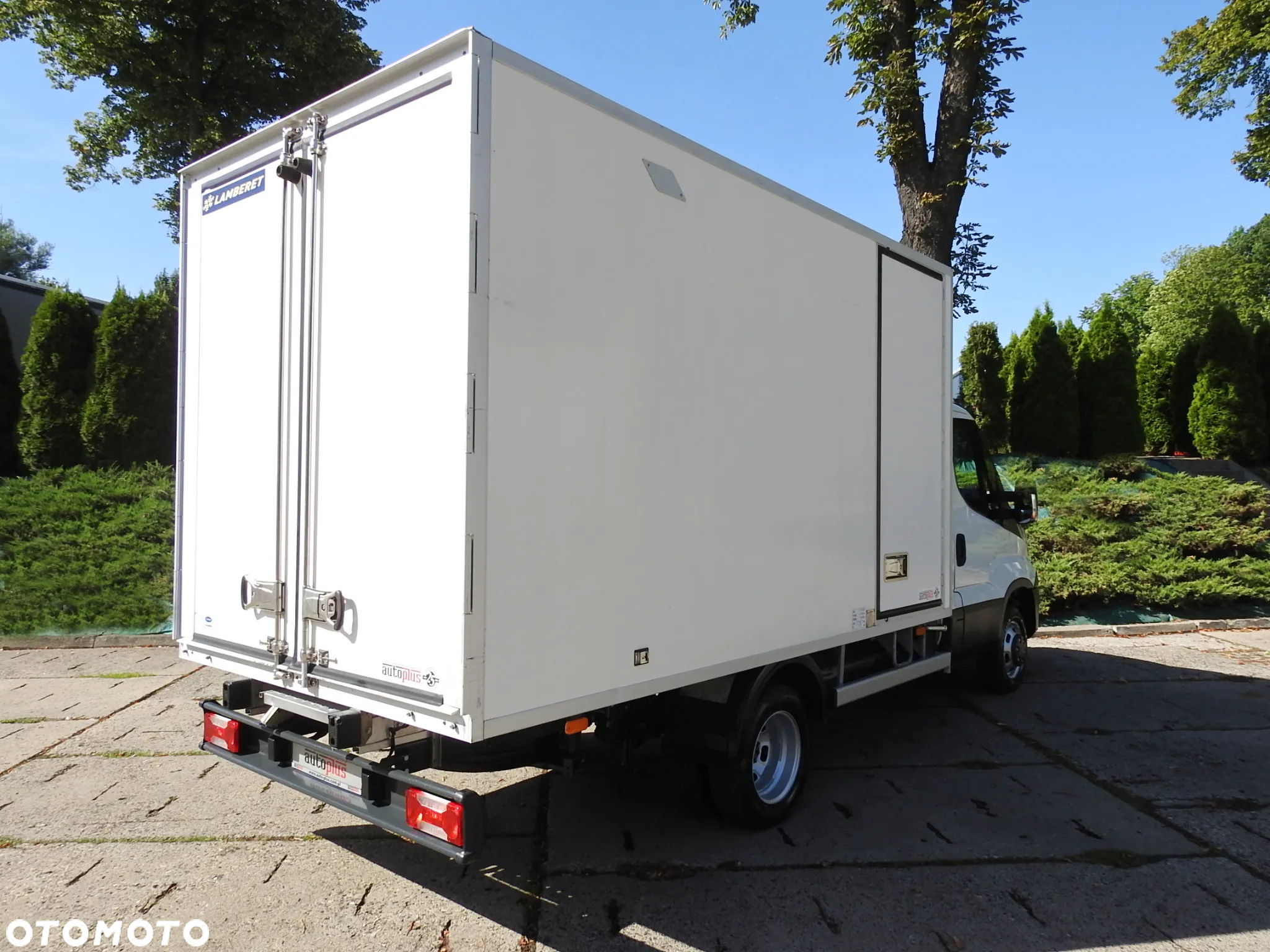 Iveco DAILY 35C15 KONTENER CHŁODNIA -12*C ZASILANIE 230V BLIŹNIACZE KOŁA 150KM [ 5418 ] - 4