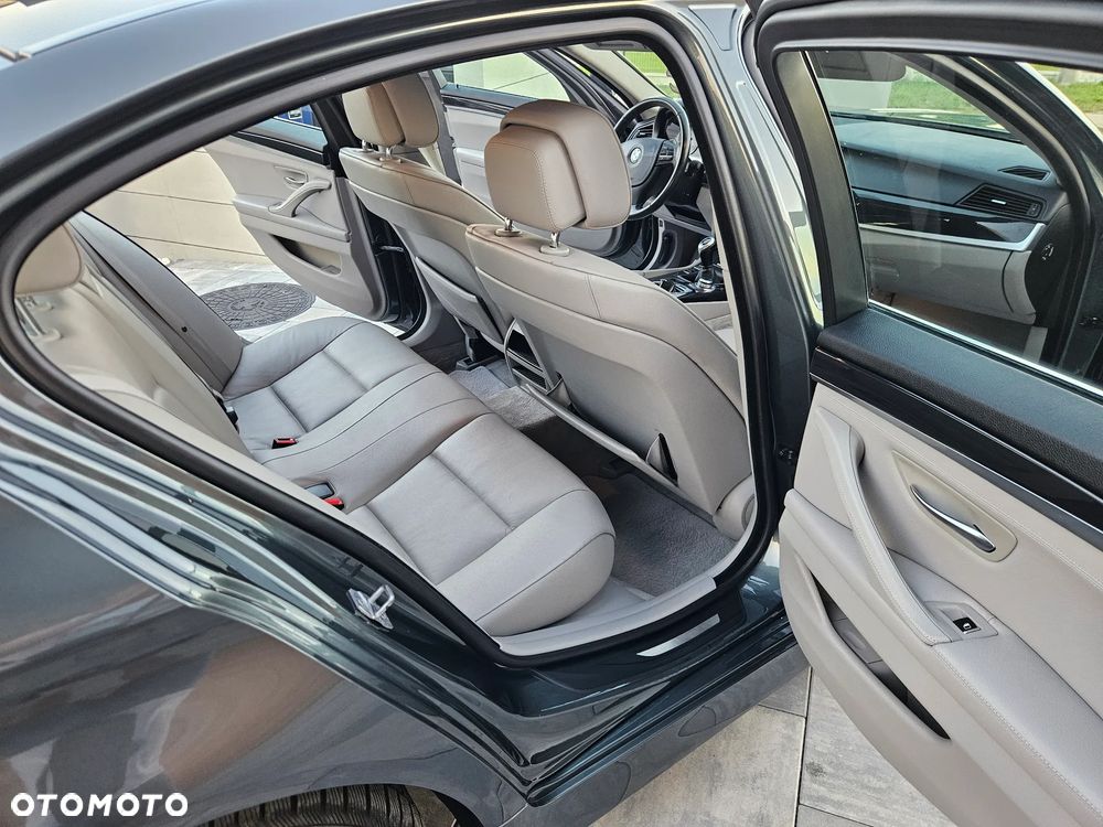BMW Seria 5 520d Edition Fleet Exclusive - 22