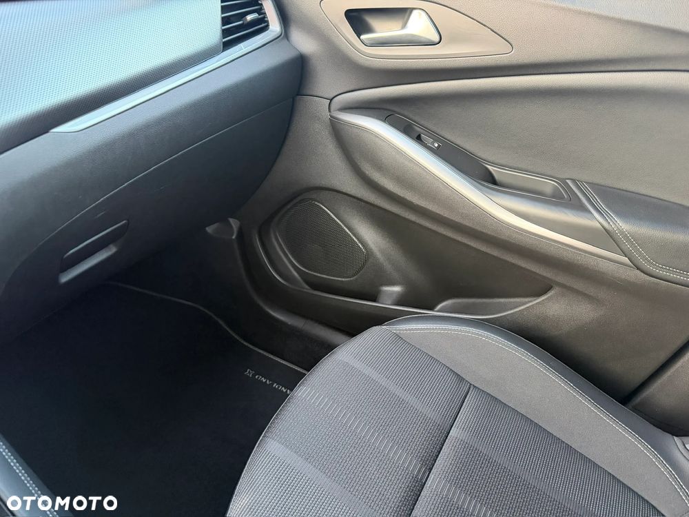 Opel Grandland X - 16
