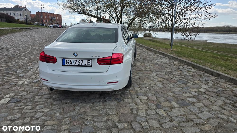 BMW Seria 3 318d - 9