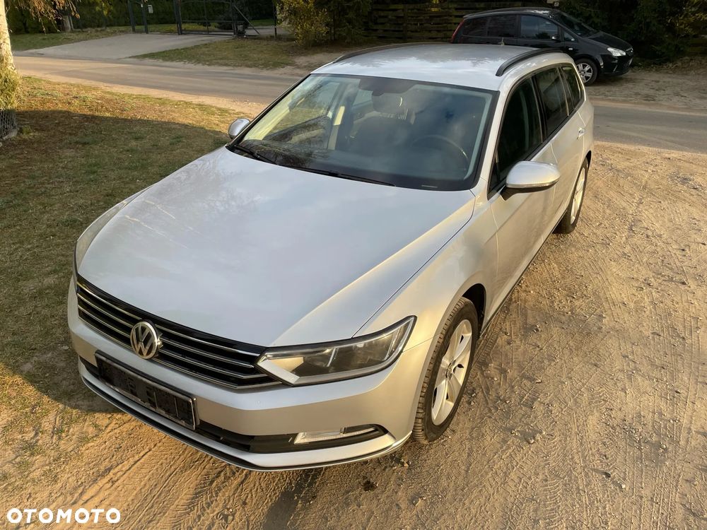 Volkswagen Passat 1.6 TDI BMT Trendline - 10