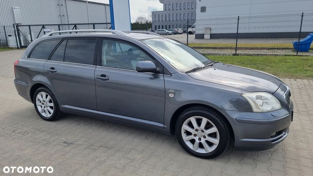 Toyota Avensis 2.2 D-4D Prestige - 23