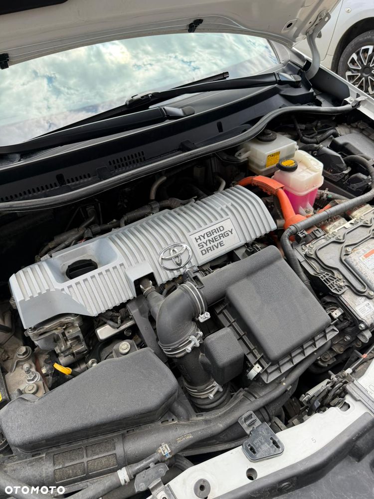 Toyota Auris 1.8 HSD Sol - 12