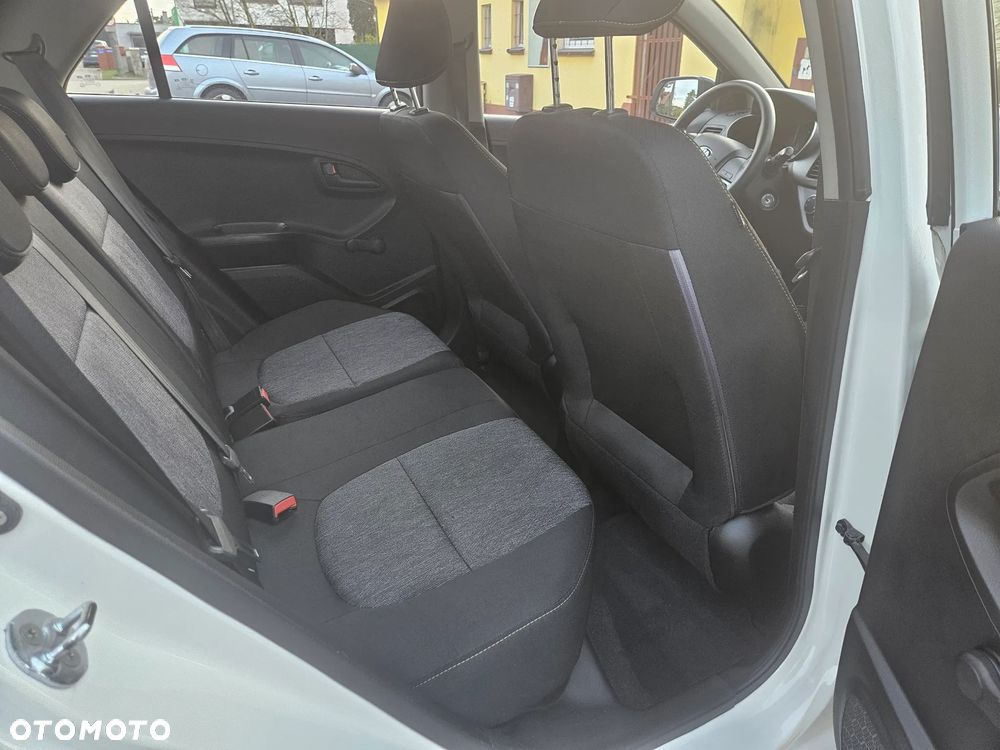 Kia Picanto - 16