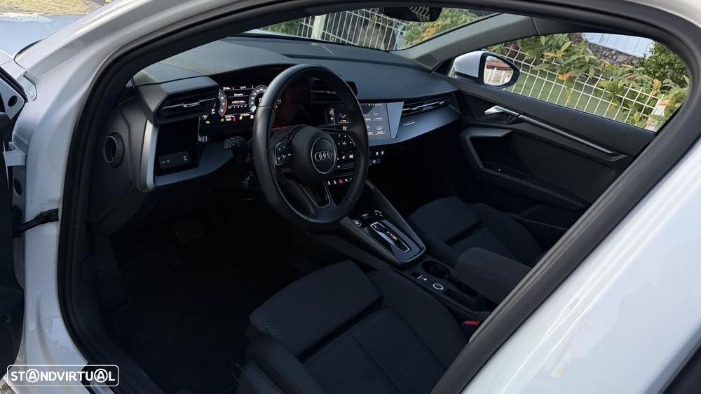 Audi A3 Sportback 30 TFSI Advanced S tronic - 5