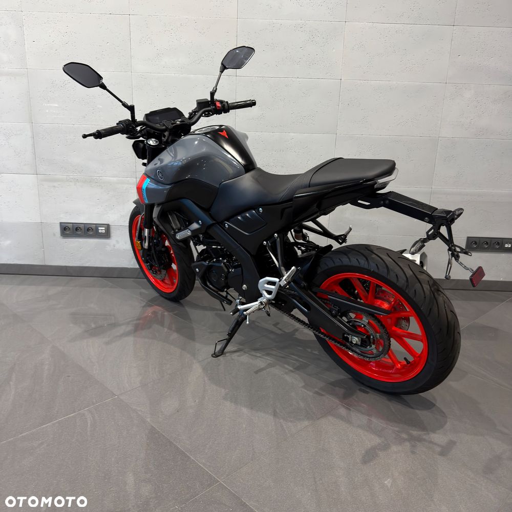 Yamaha MT - 9