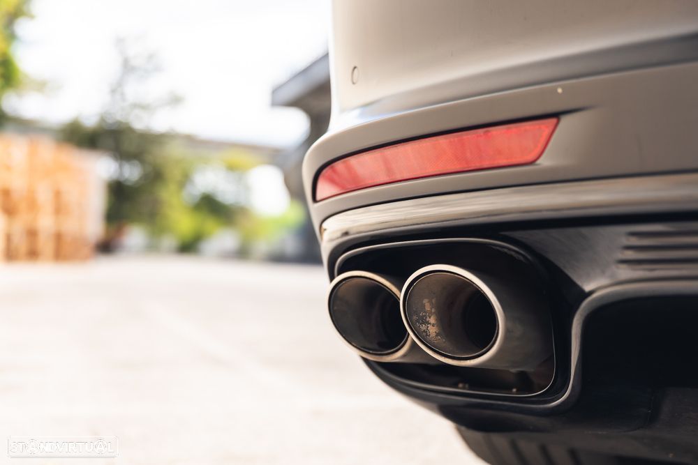 Porsche Panamera Turbo S E-Hybrid - 13