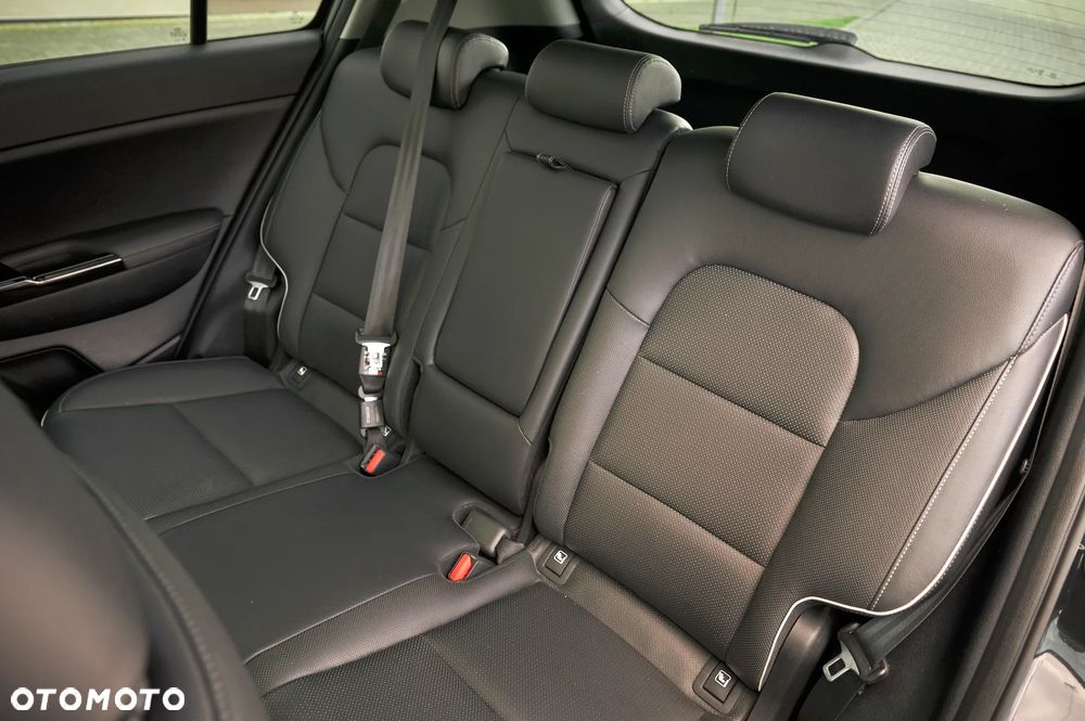 Kia Sportage 1.6 T-GDI 2WD DCT Black Edition - 21