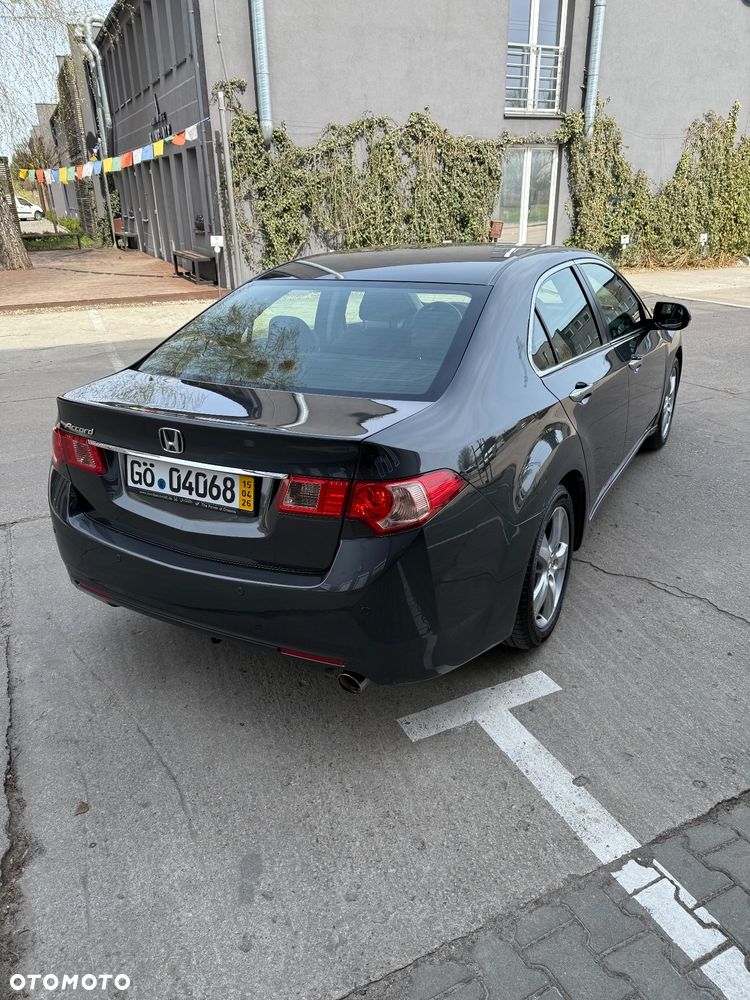 Honda Accord 2.0 Elegance 50 Jahre Edition - 12
