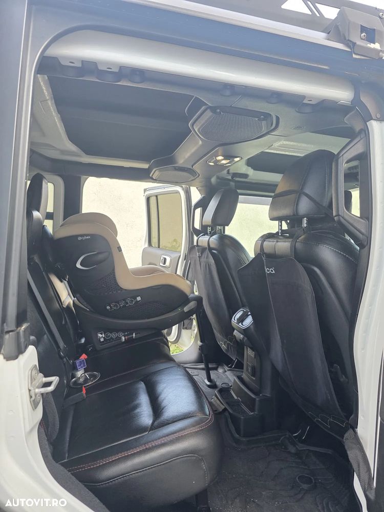 Jeep Wrangler - 7