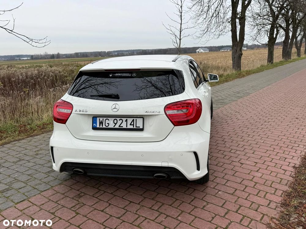 Mercedes-Benz Klasa A 250 4Matic 7G-DCT AMG Line - 6