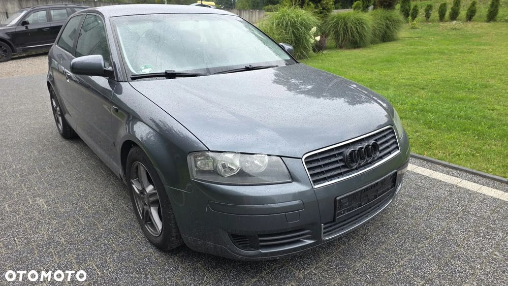 Audi A3 3-drzwiowe 1.6 S Line Sportpaket plus - 1
