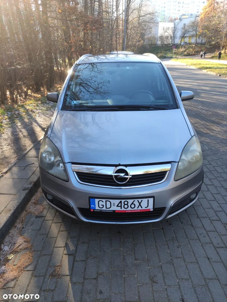 Opel Zafira 1.6 - 8
