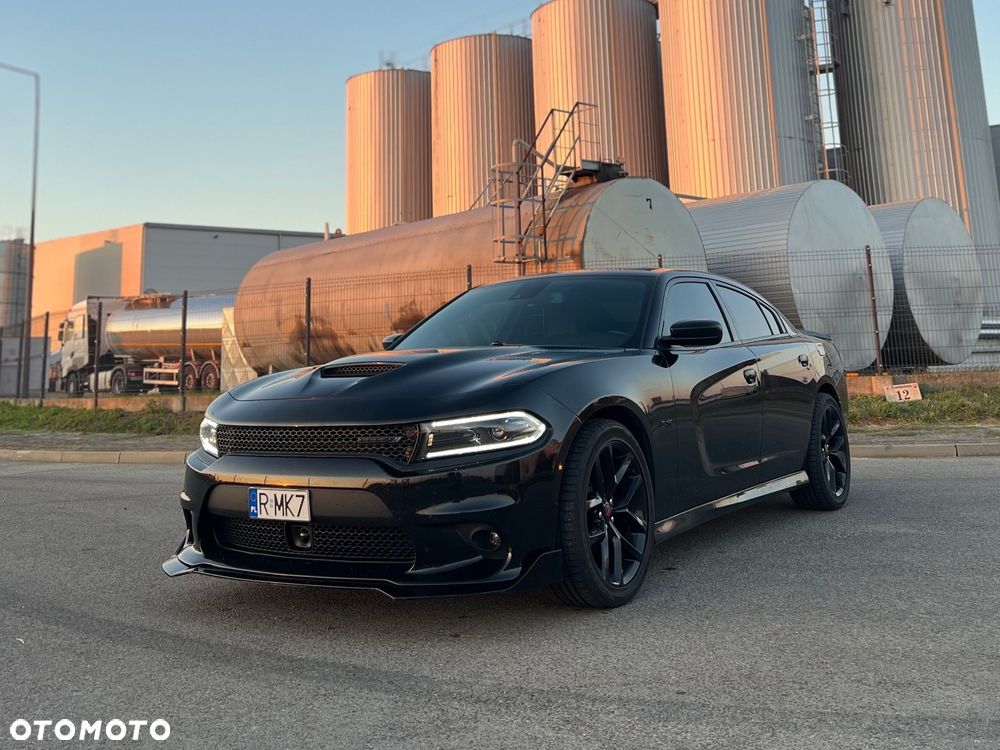 Dodge Charger 5.7 R/T - 1