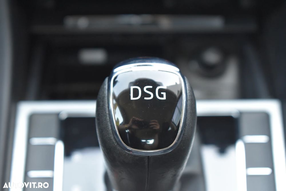 Skoda Superb 2.0 TDI DSG Ambition - 29