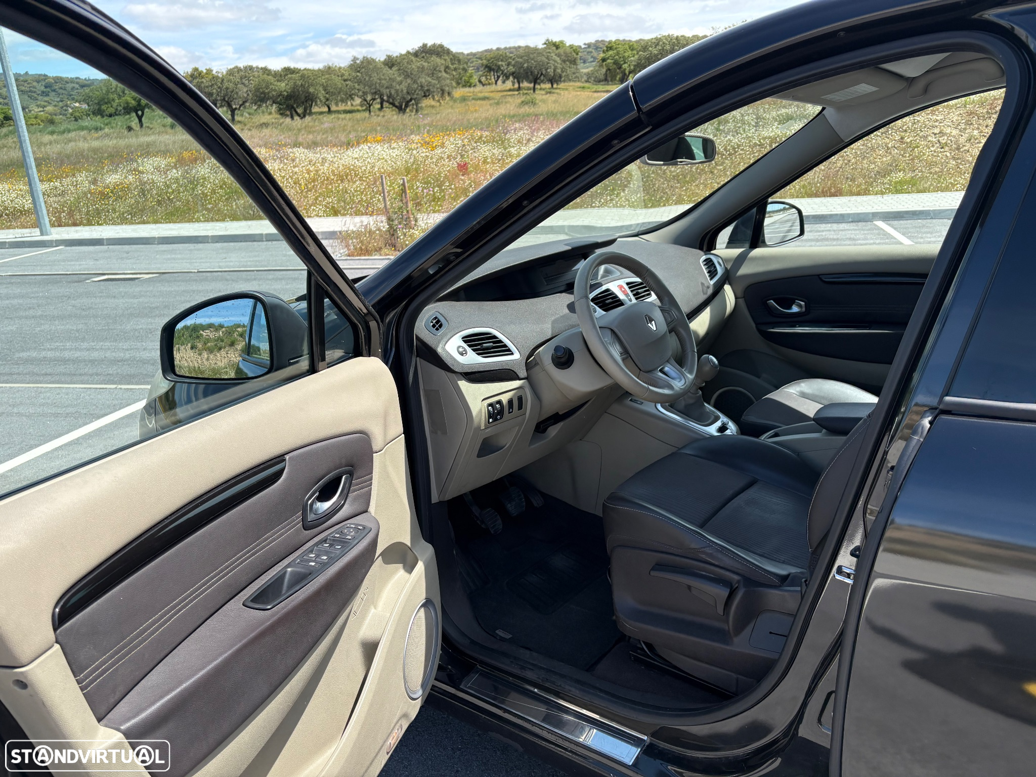 Renault Grand Scénic 1.5 dCi Luxe 7L - 17