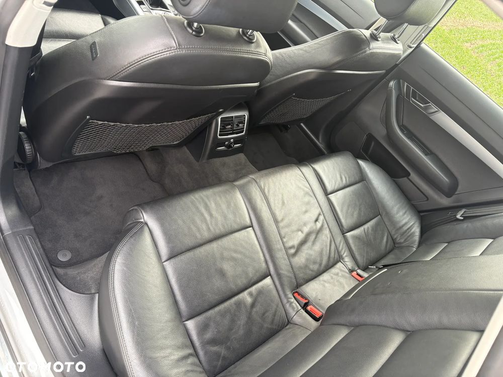 Audi A6 Avant 2.0 TDI DPF - 16