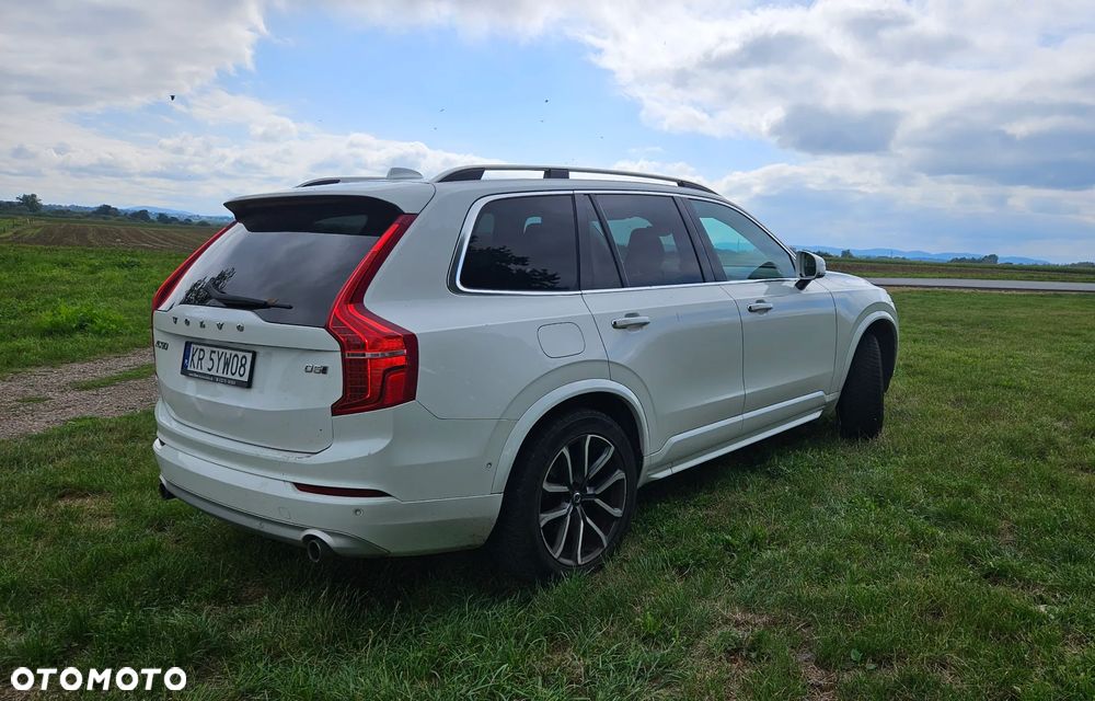 Volvo XC 90 - 6