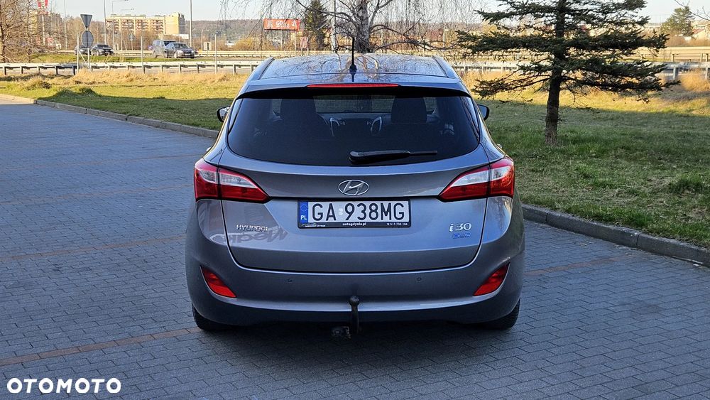 Hyundai i30 1.6 GDI BlueDrive Classic + - 20