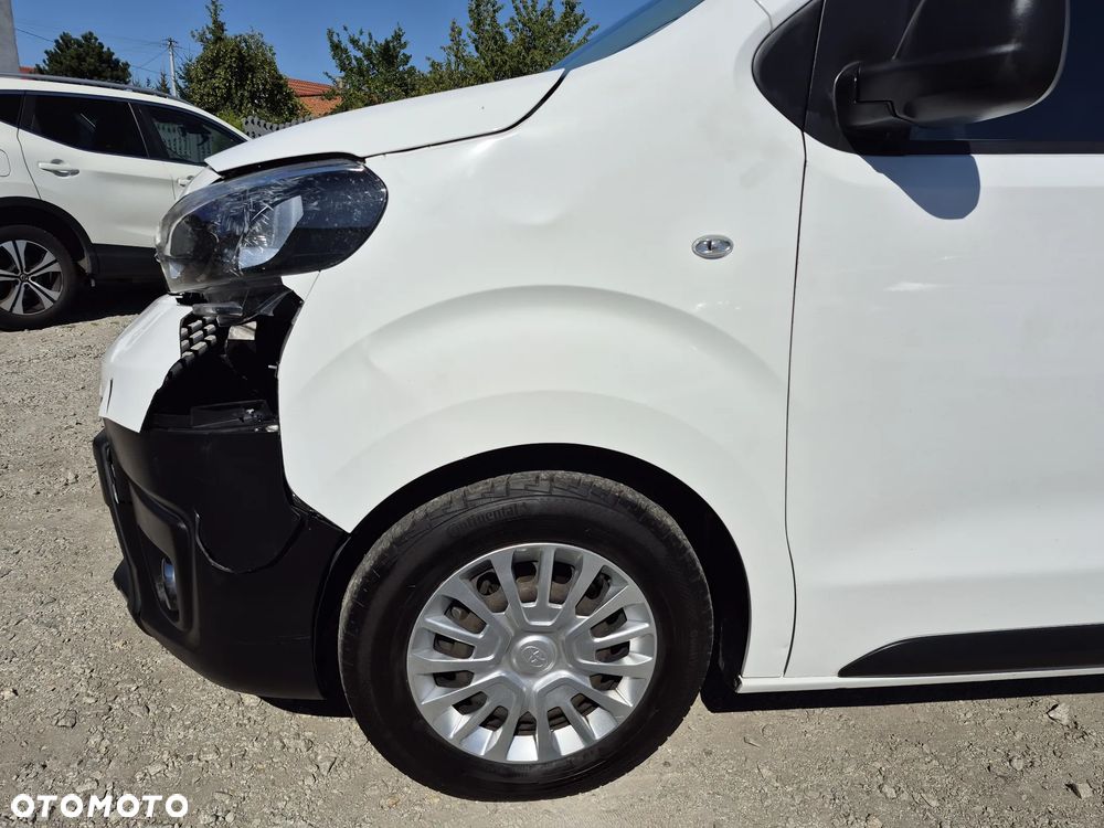 Toyota Proace Long - 32