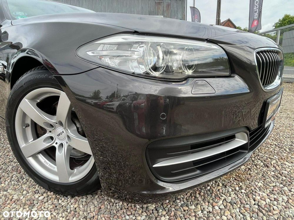 BMW Seria 5 520d Luxury Line - 33