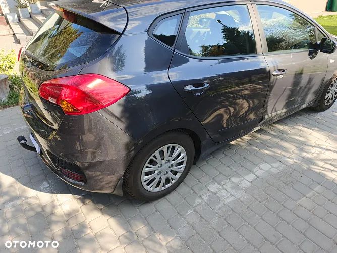 Kia Ceed 1.6 CRDi M - 4