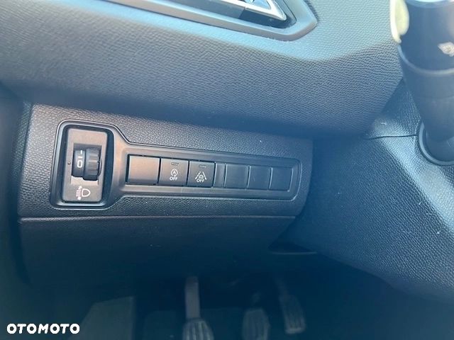 Peugeot 308 1.5 BlueHDi Access S&S - 17